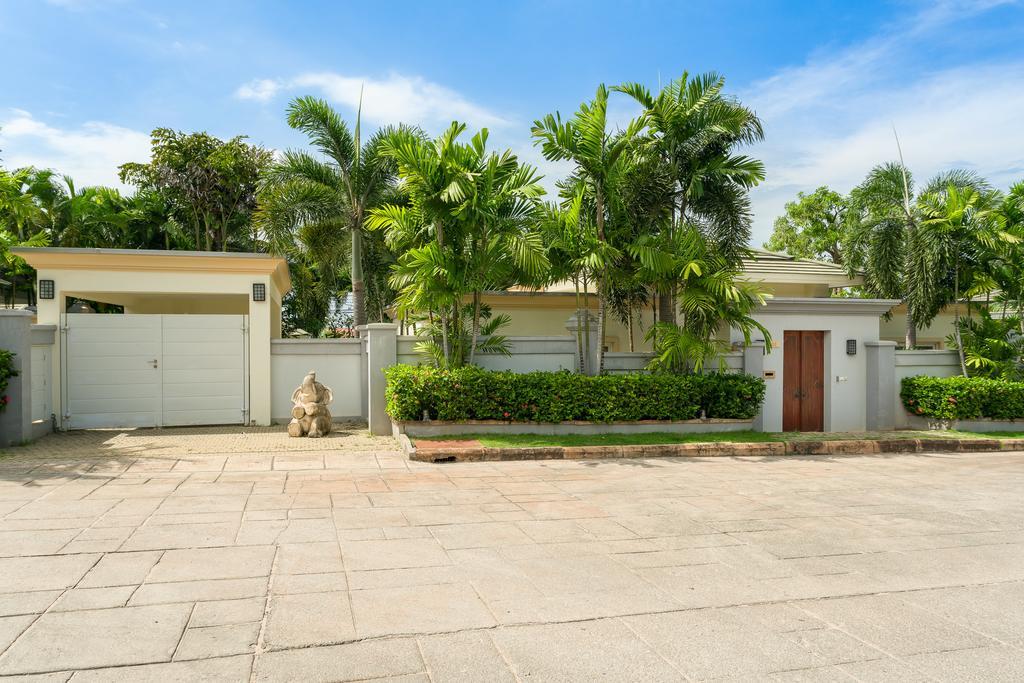 Luxury Pool Villa 3Br 6-8 Persons (Adults Only) Pattaya ภายนอก รูปภาพ